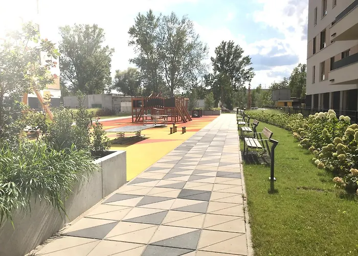 Superior Komputerowa, 4 Rooms, 3 Bedrooms, Airport-city Train, Metro! 24h Reception! *