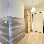 Superior Komputerowa, 4 Rooms, 3 Bedrooms, Airport-city Train, Metro! 24h Reception!