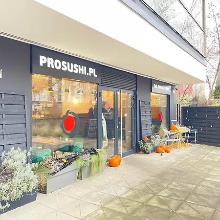 Superior Komputerowa, 4 Rooms, 3 Bedrooms, Airport-city Train, Metro! 24h Reception! アパート ワルシャワ