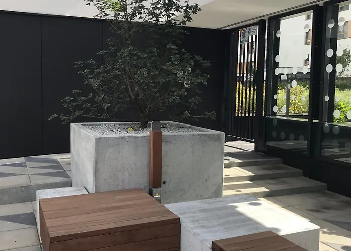 Superior Komputerowa, 4 Rooms, 3 Bedrooms, Airport-city Train, Metro! 24h Reception! Apartamento