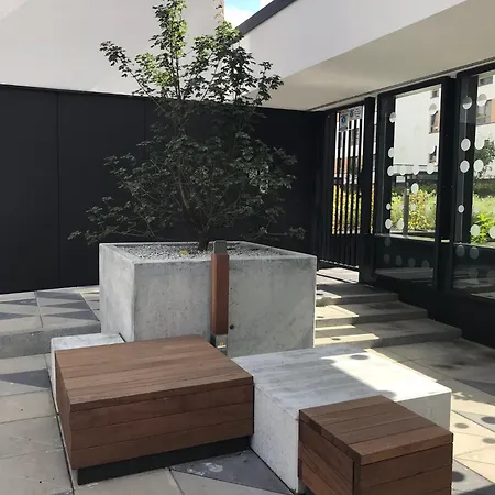 Superior Komputerowa, 4 Rooms, 3 Bedrooms, Airport-city Train, Metro! 24h Reception! Apartman